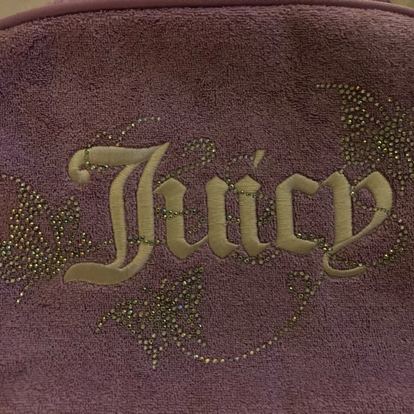 Juicy Couture Lavender Shoulder or Crossbody Bag with Butterflies NWT Think 🎁🎄 - Picture 4 of 6